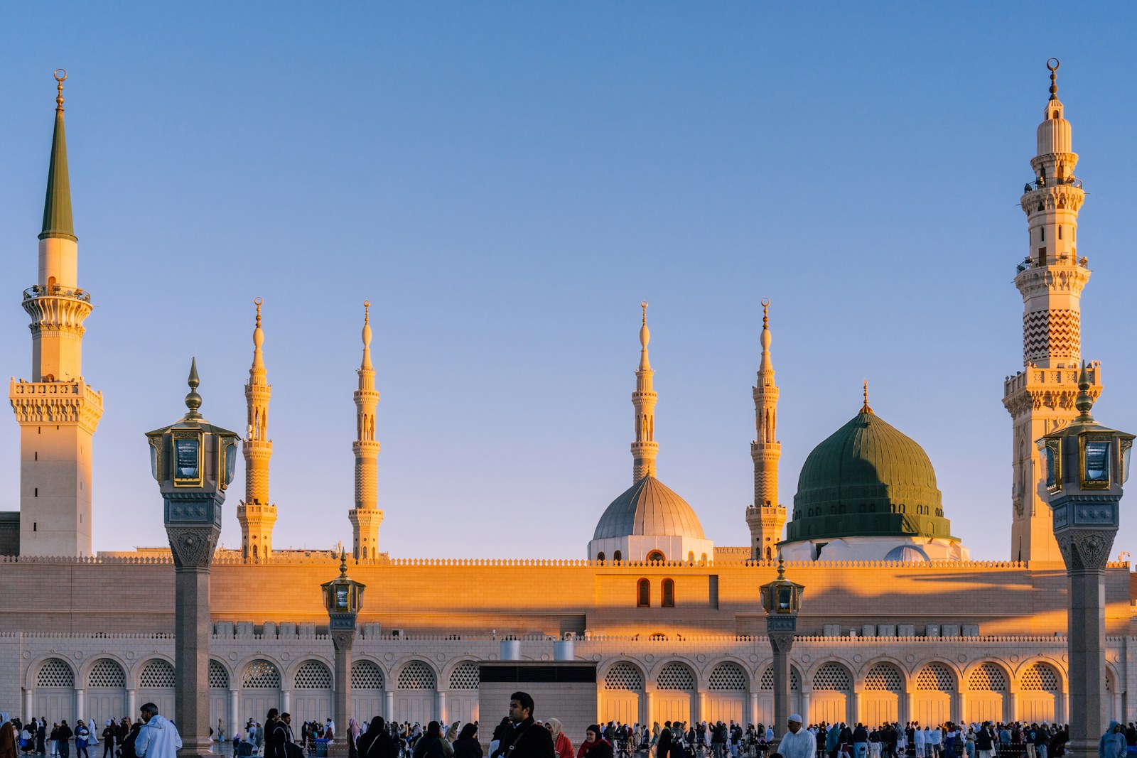 Masjid an-Nabawi in Madinah